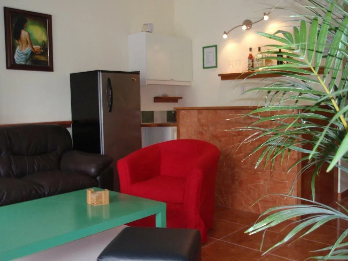 Casa Pina Bed & Breakfast Santo Domingo